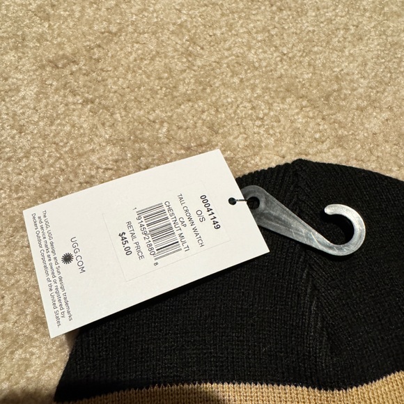 NWT UGG Beanie - Picture 2 of 4